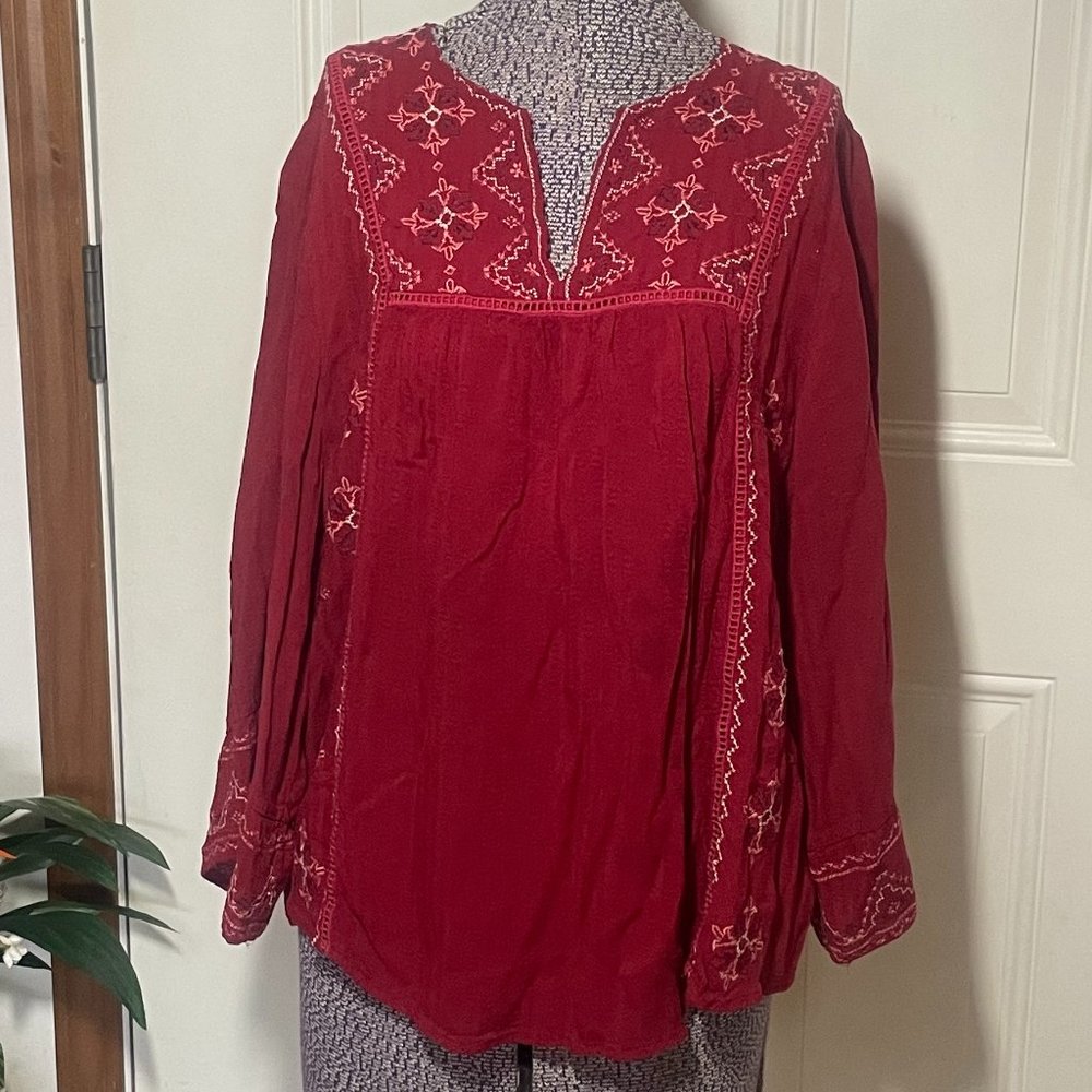 Knox Rose Boho Embroidered V Neck Floral Top